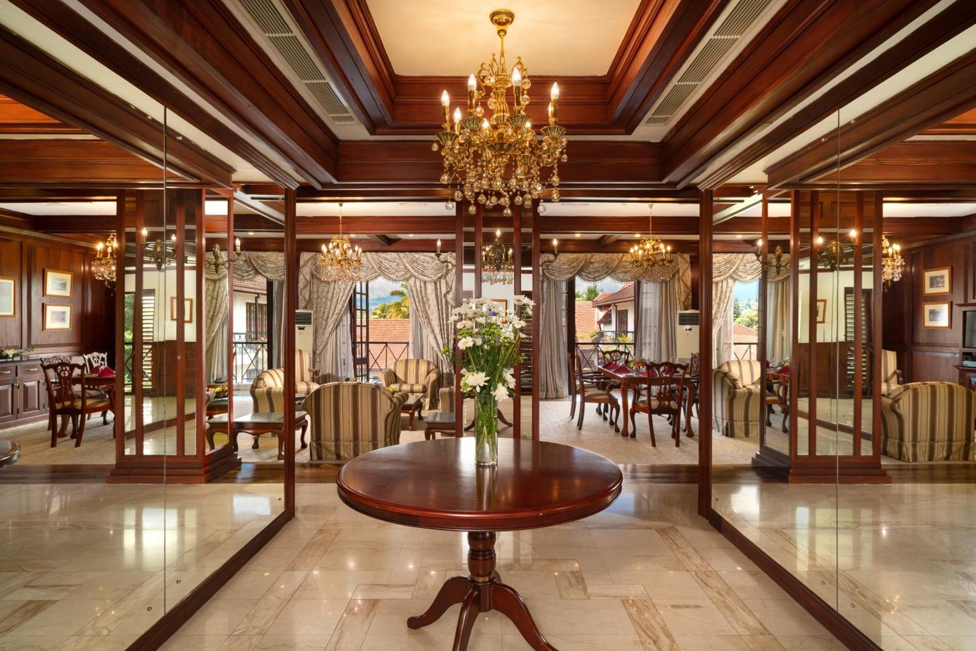 Mahaweli Reach Hotel Kandy Ngoại thất bức ảnh