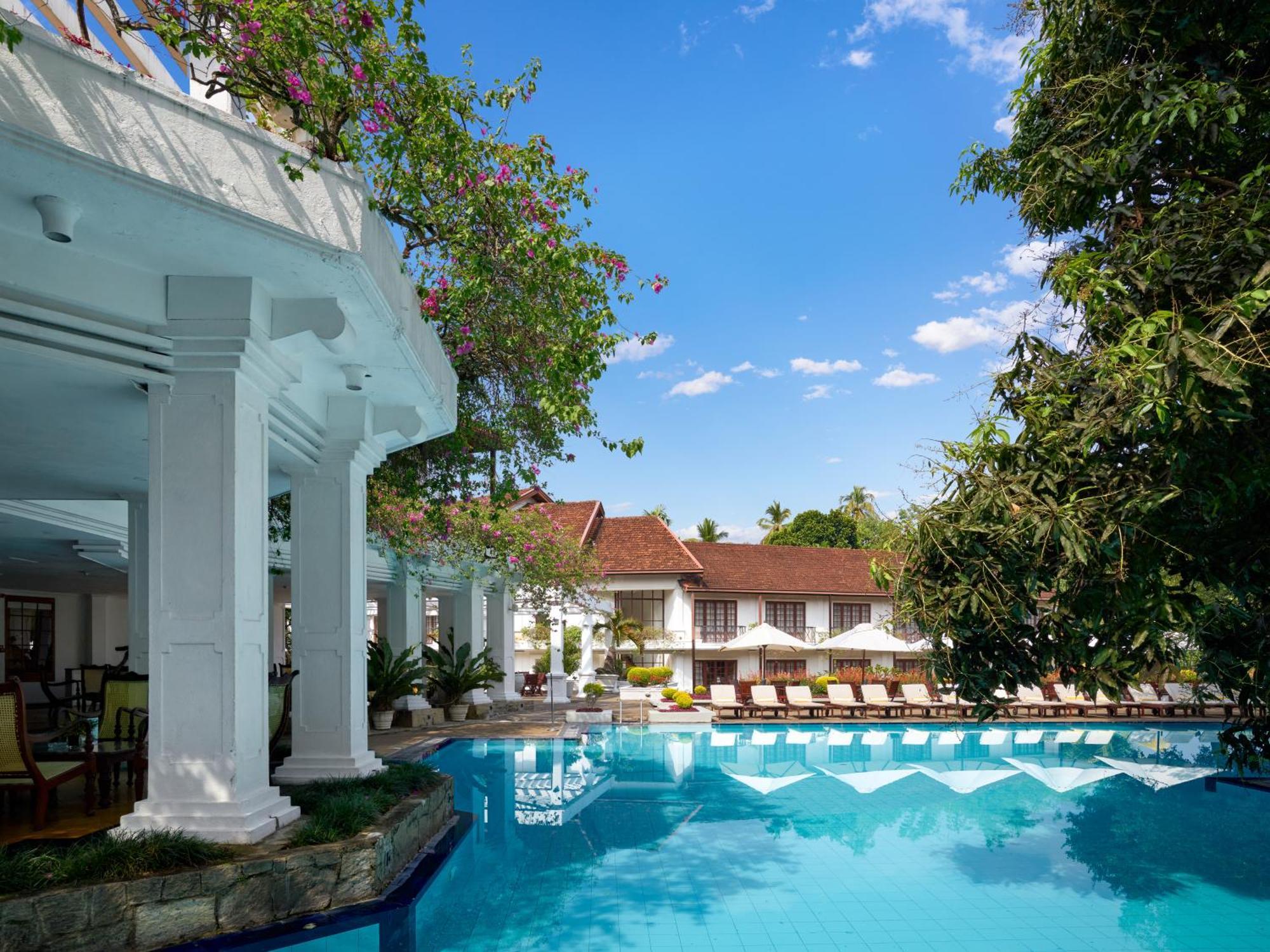Mahaweli Reach Hotel Kandy Ngoại thất bức ảnh